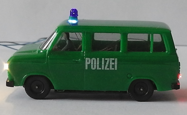 Polizeifahrzeug (5)